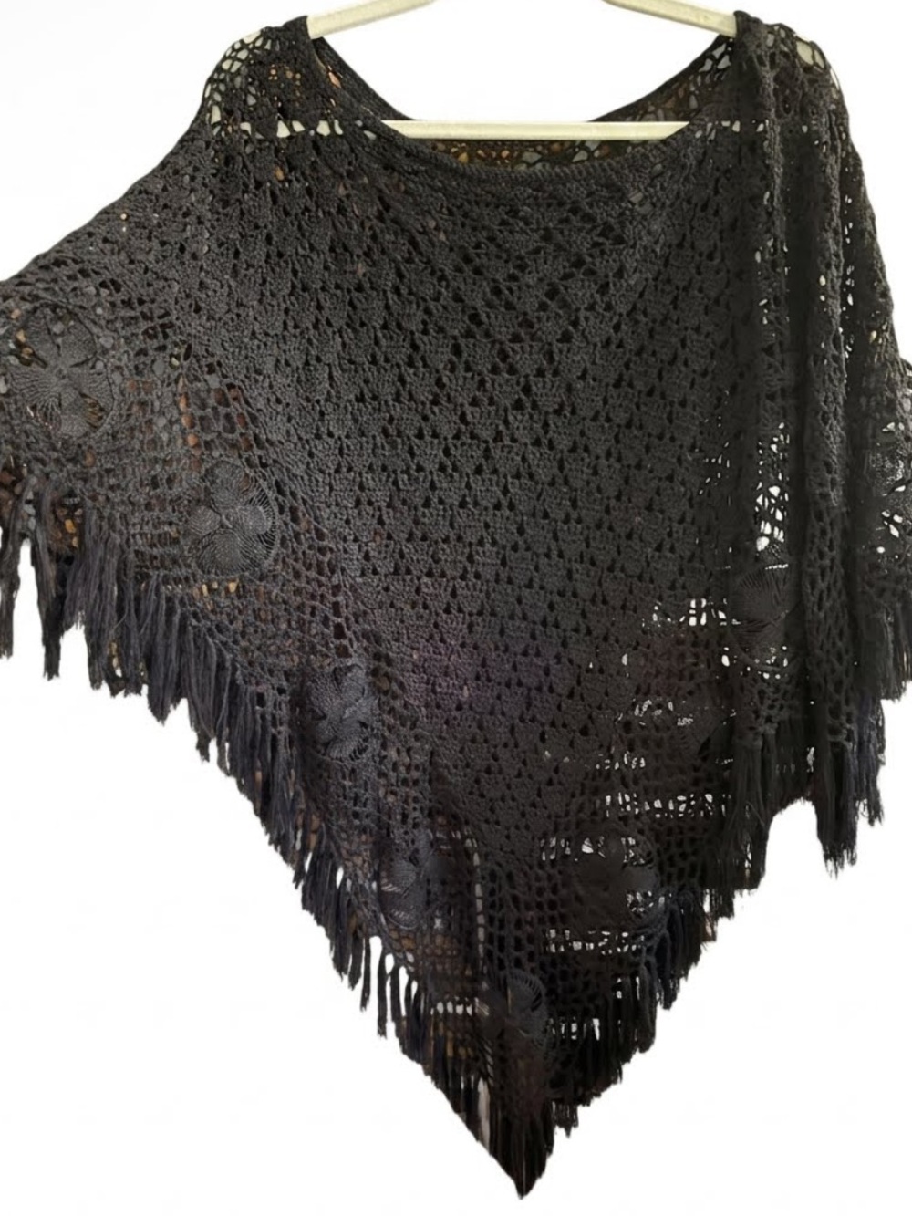 Y2K BLACK CROCHET SHAWL WITH FLORAL EMBROIDERY DETAILS